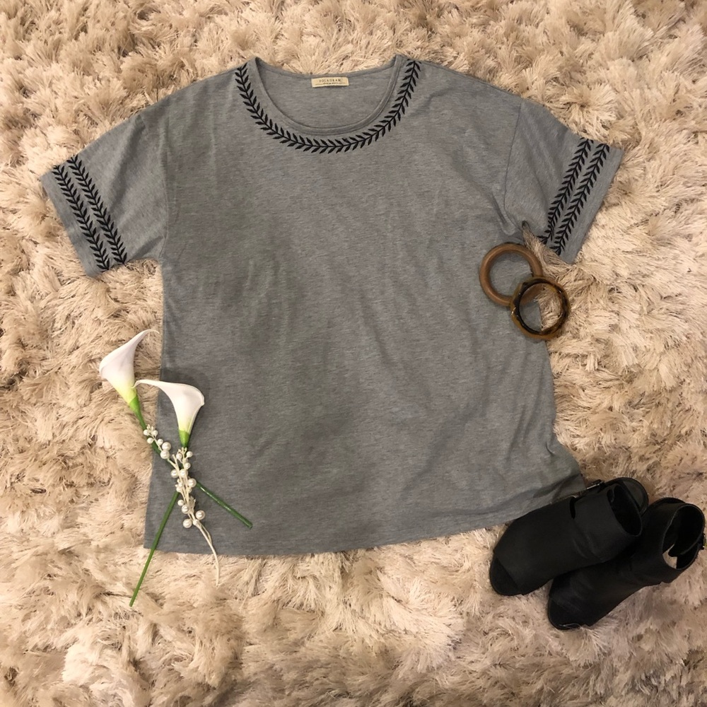 Arrow Embroidered Top 🌿